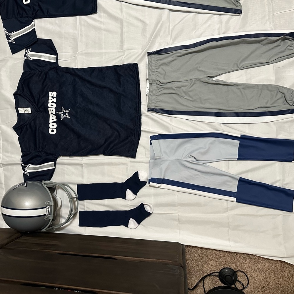 Children’s Dallas Cowboys Football Player Halloween costume